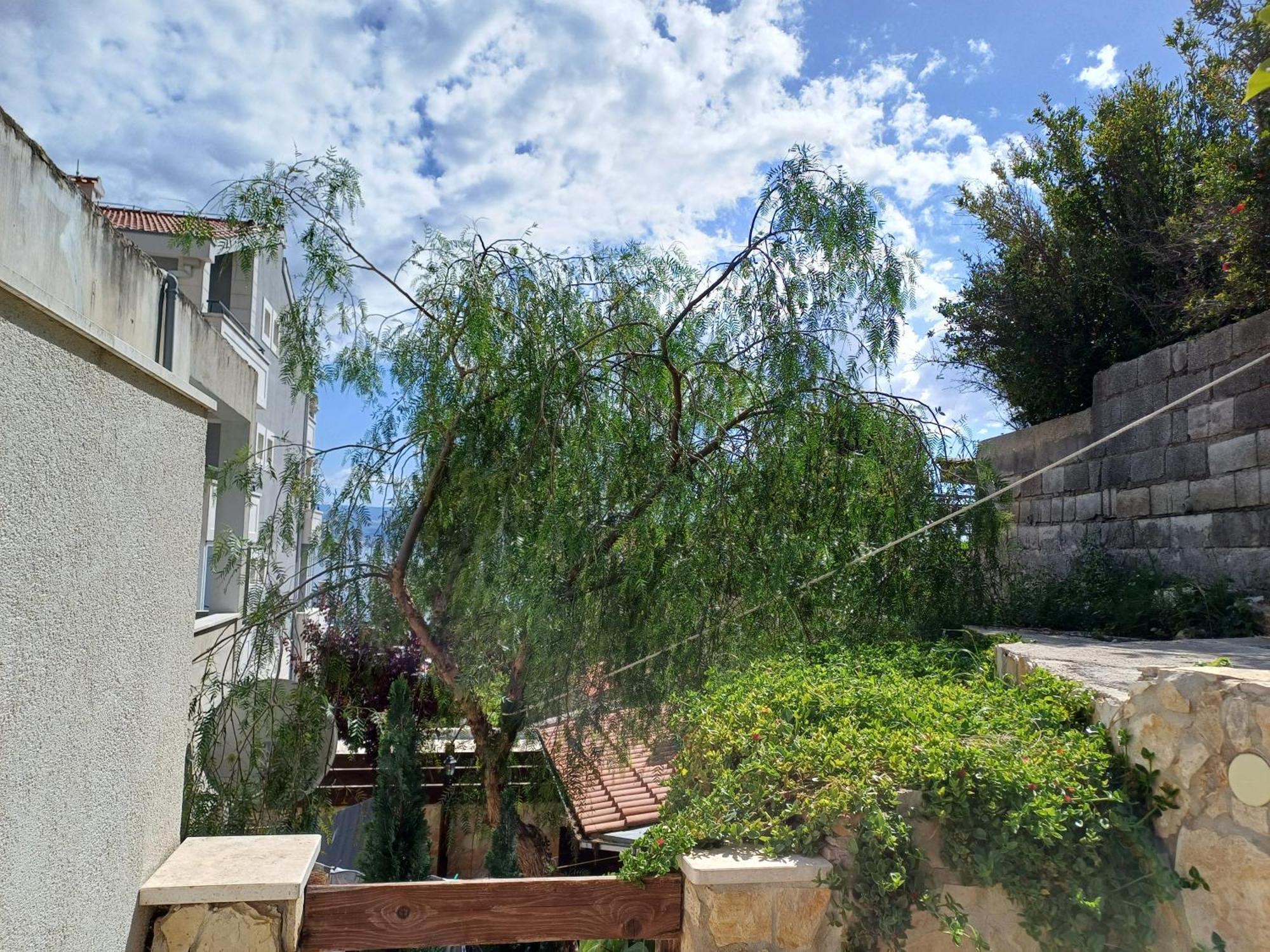 Apartments Sun & Sea Dugi Rat Exterior photo